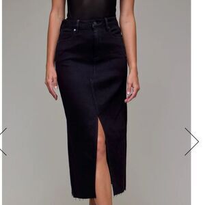 HIDDEN | Peyton Denim Midi Skirt with front slit